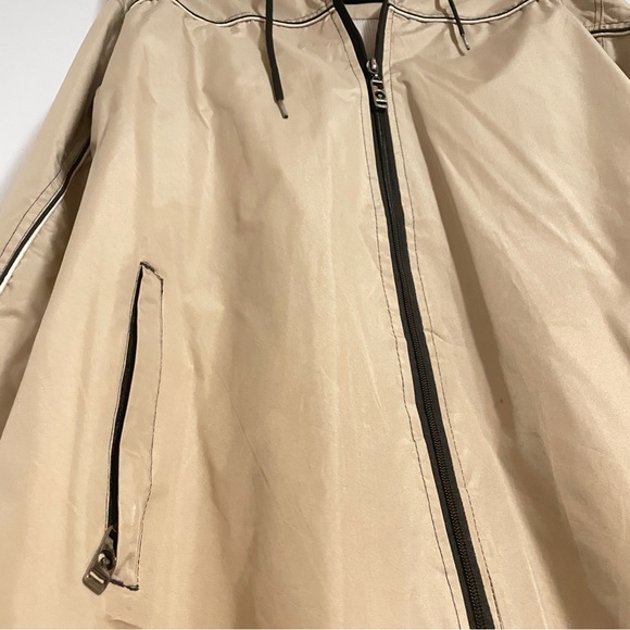 Beige Gold 90’s Minimal Cyber Jacket - M/L - Picture 4 of 7